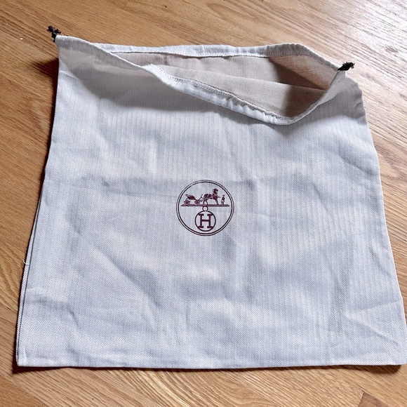 Hermes Lindy Bag Clemence 34 - Picture 12 of 12